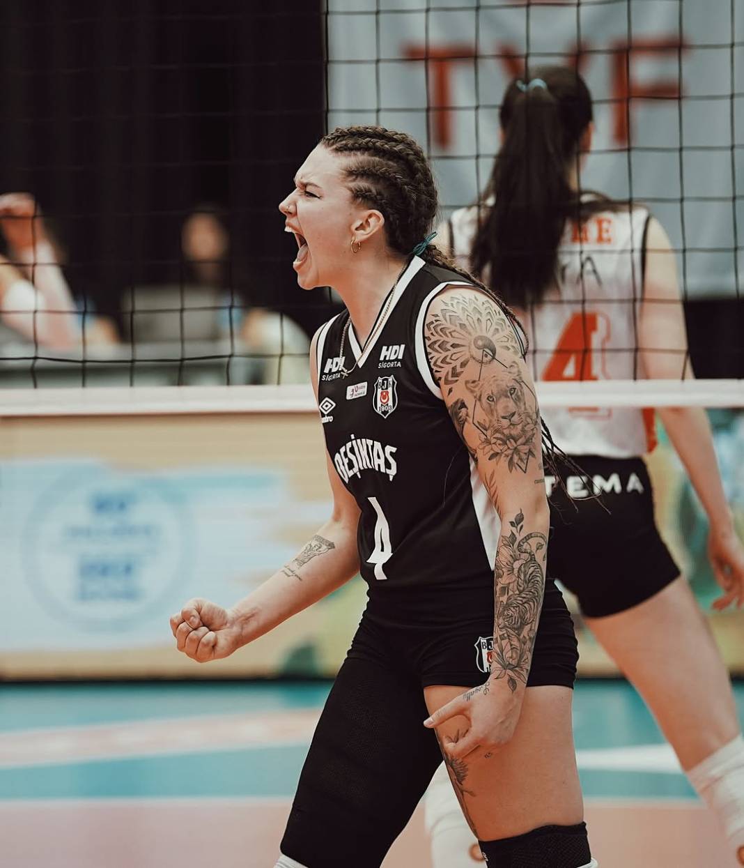 Ne diyorsun Julia! Uğradığı tacizi açıkladı ve ekledi: Beşiktaş havalara uçurdu 7